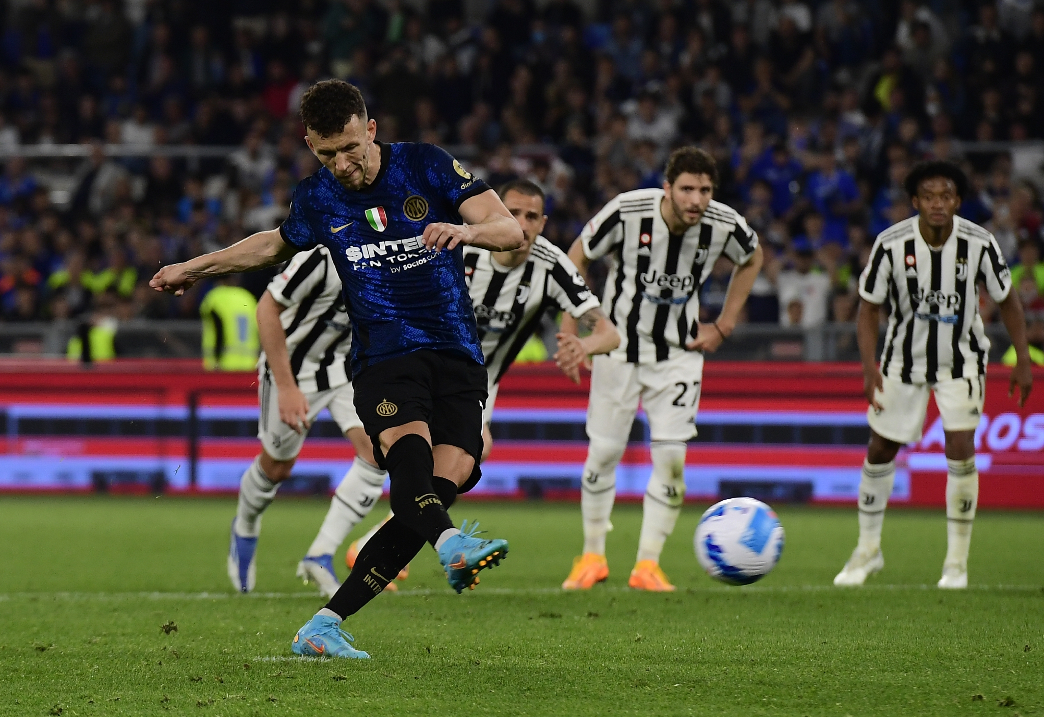 九游体育登录-意大利杯赛前走向成谜，广州队强势反弹，信心回归，心理建设被强调